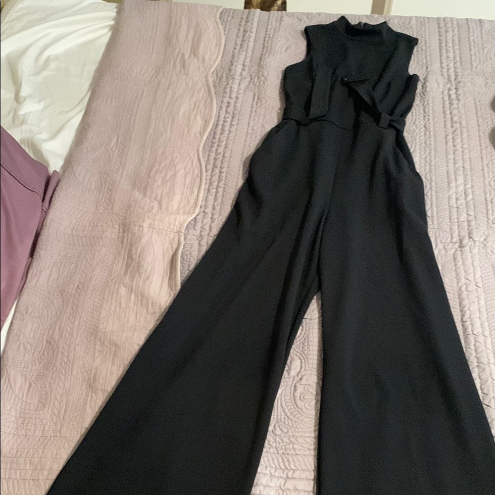 Express Black Wide-Leg Jumpsuit with Structured Bodice